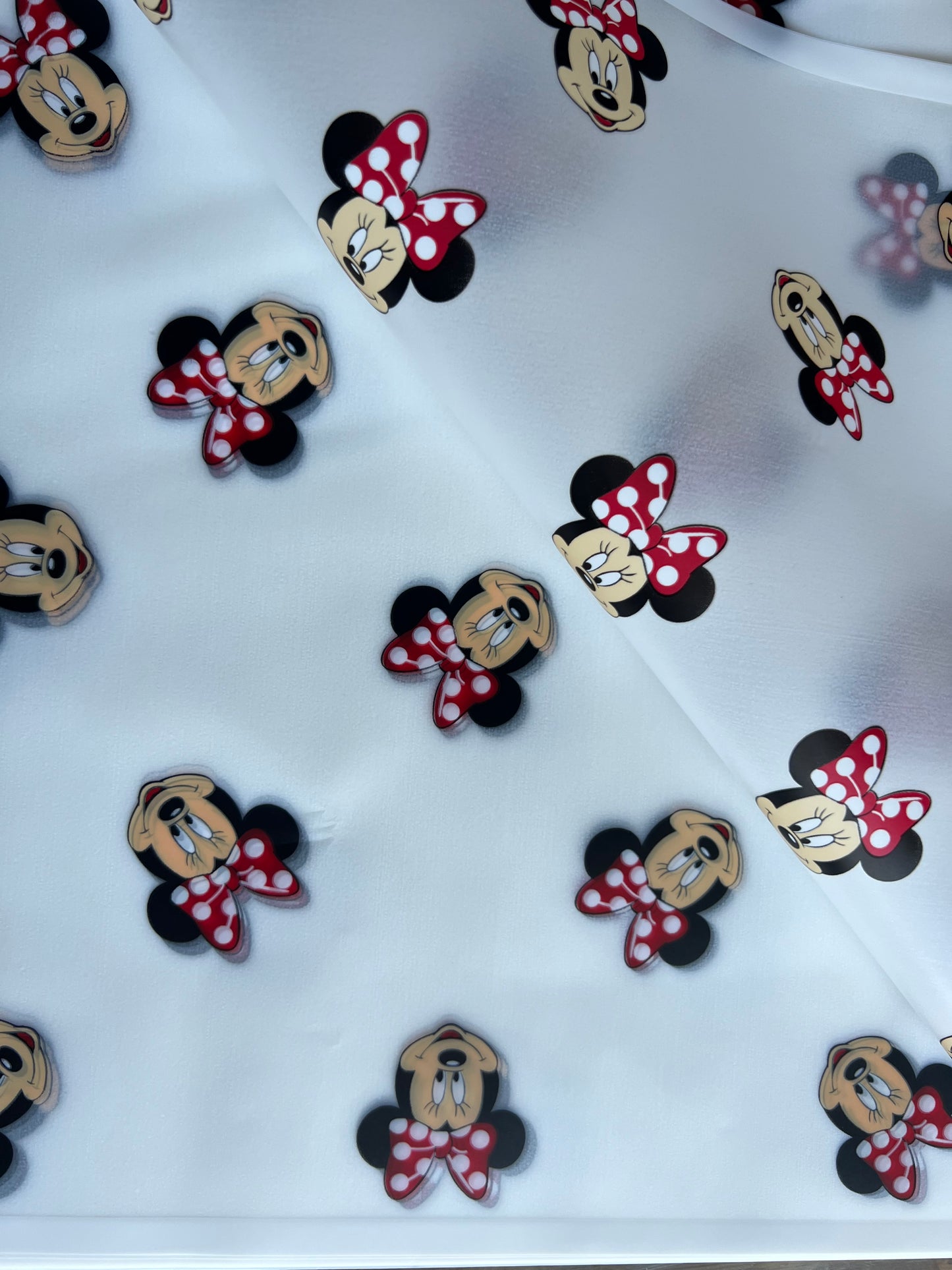 Minnie Mouse Floral Wrapping Paper